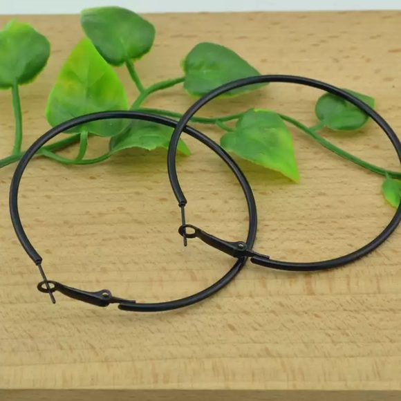 NEW Black 2.5 inches Hoop Earrings - Picture 2 of 3